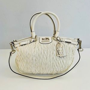 ✨COACH✨ RARE! STUNNING!✨Authentic 70th Anniversary Madison Chevron Purse✨ NWOT!